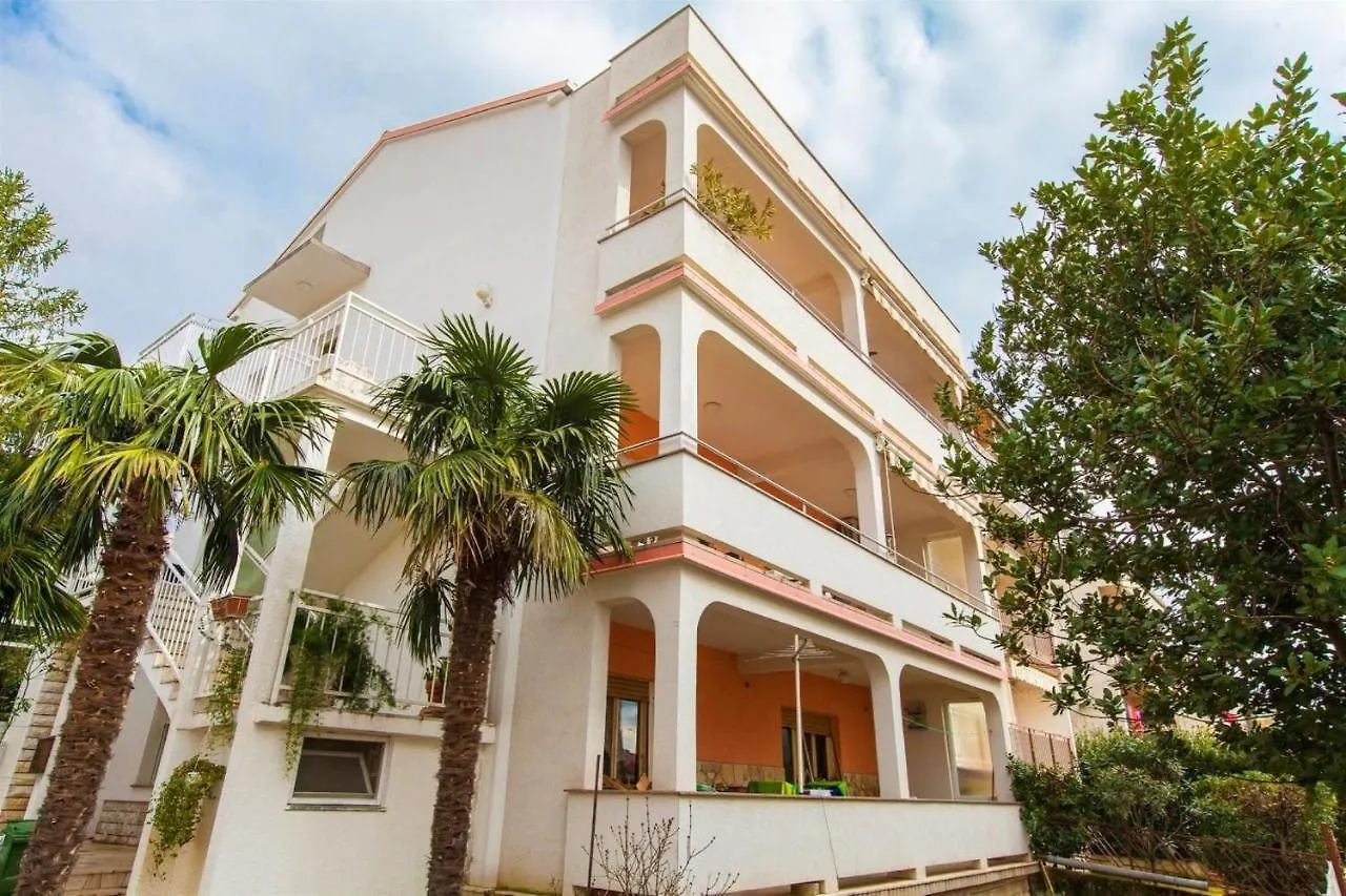 Apartment In Crikvenica 14237