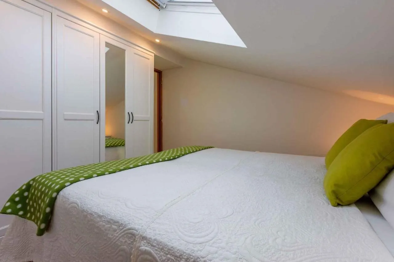Apartment In Crikvenica 14237
