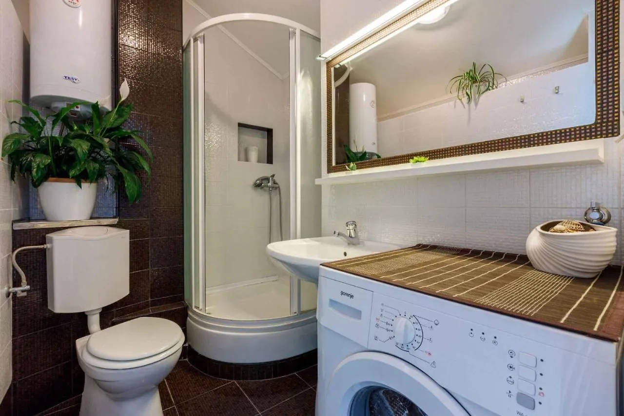 Apartment In Crikvenica 14237